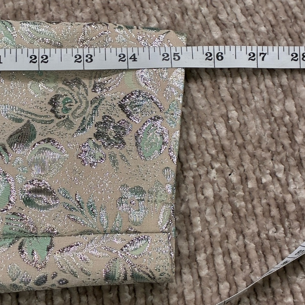 Old Navy Women's Blazer in Green and Cream Floral - Picture 4 of 5